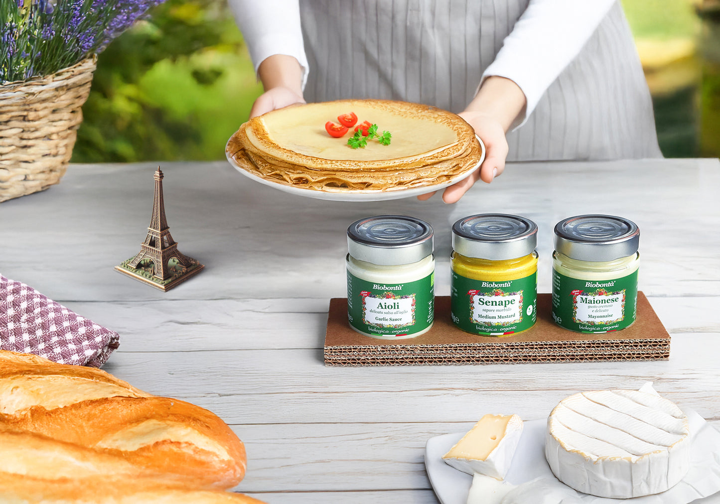 Voyage en France - Classic Mayonnaise, Garlic sauce, Mustard